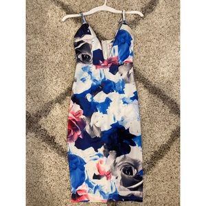 Latiste Floral Midi Dress (small)